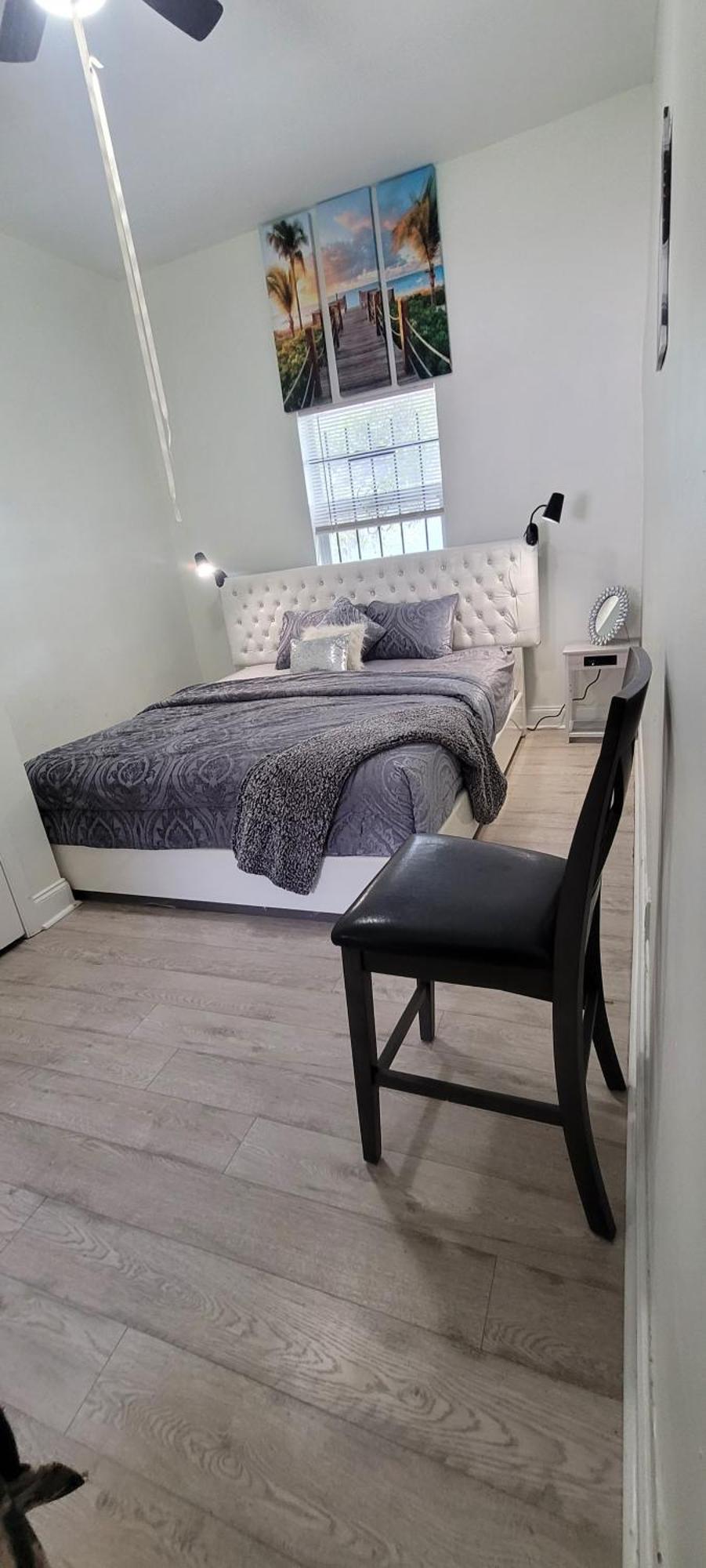 Large, Central, Lovely & Cozy 4Bed/2Bath - House By Everbank Stadium Jacksonville Eksteriør bilde