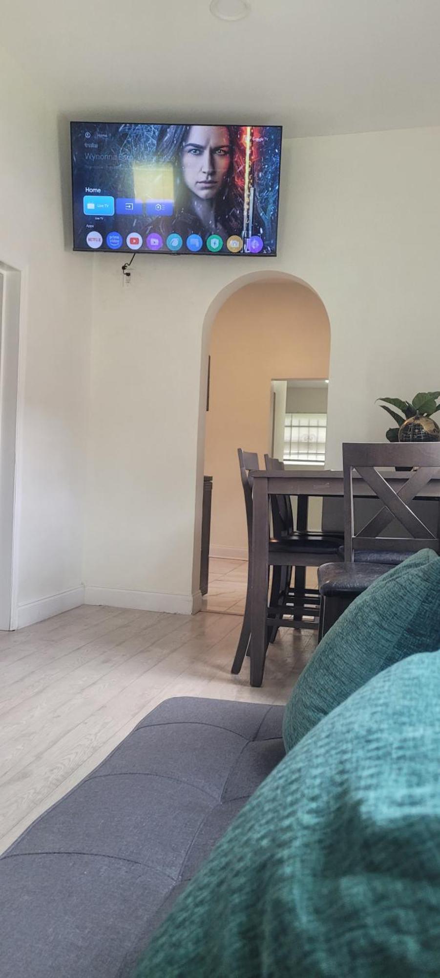 Large, Central, Lovely & Cozy 4Bed/2Bath - House By Everbank Stadium Jacksonville Eksteriør bilde
